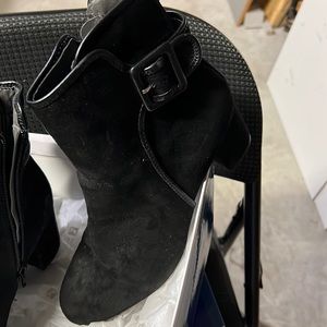 Booties black Hill height 2 1/2 inches heel height